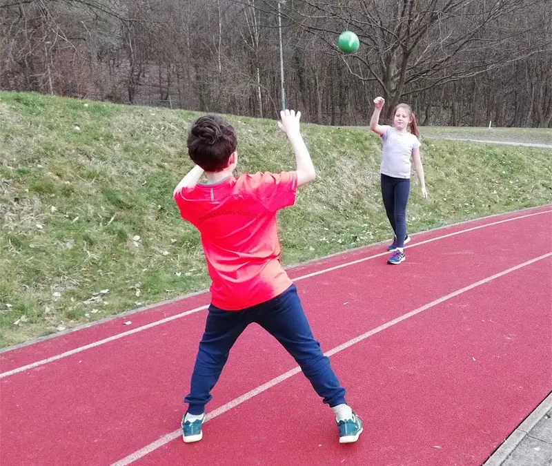 Fangen, prellen, werfen so heißt es wieder bei der HSG Steinbach/Kronberg/Glashütten!