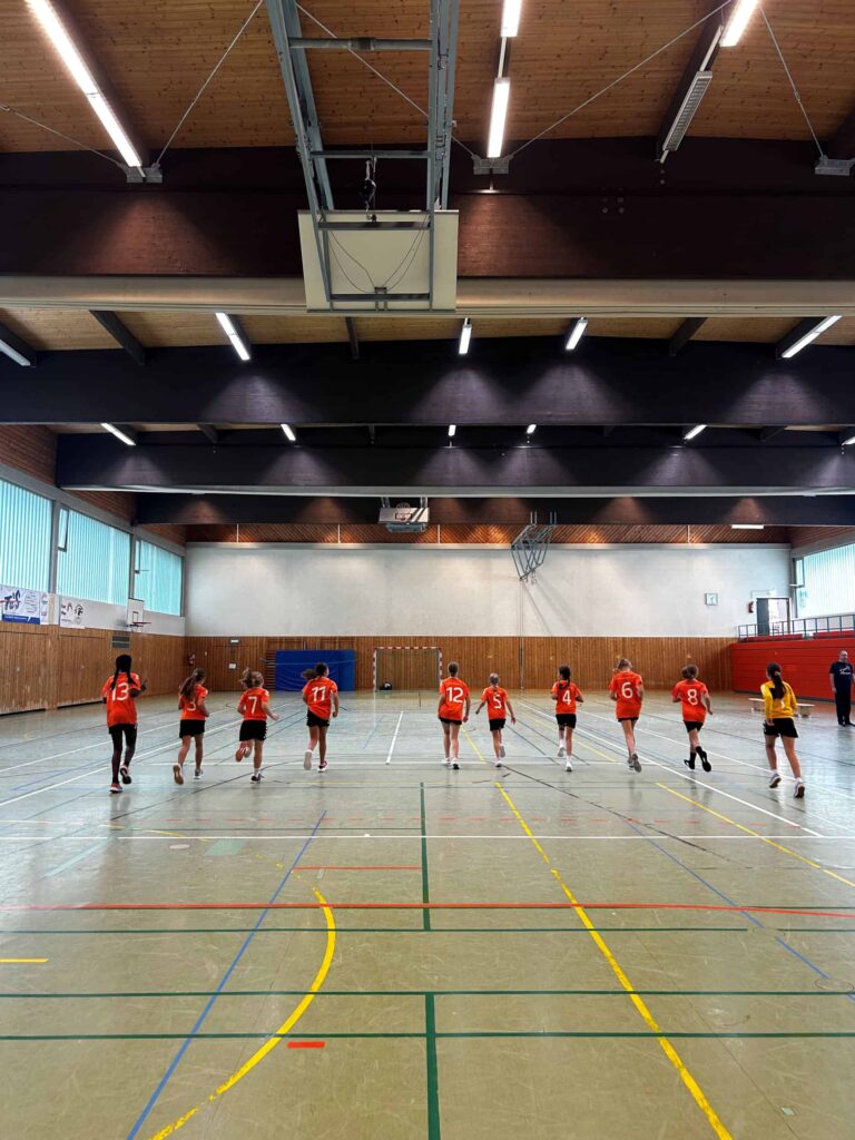 Weibliche B-Jugend 20-09-2025 gegen SV Seulberg